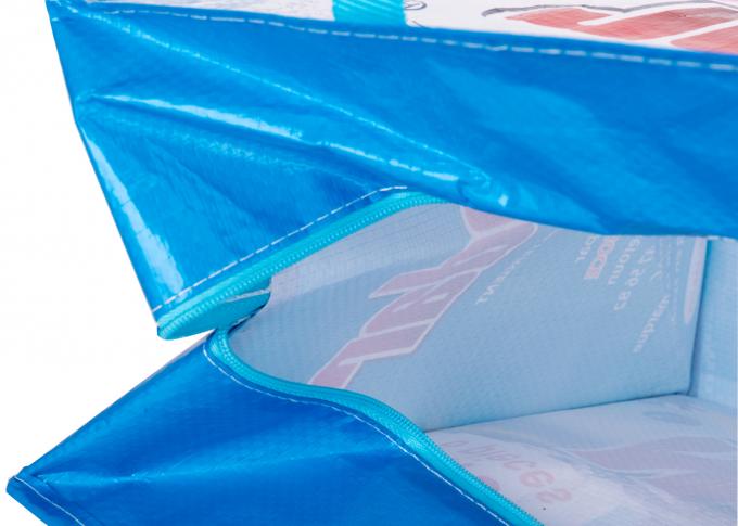 Ricicli i sacchetti della spesa non tessuti ambientali del blu con il logo stampato abitudine
