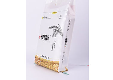 Porcellana Borse d'imballaggio del riso bianco con il filo 5kg di sigillatura di cucito 48 cm * dimensione di 23 cm fornitore
